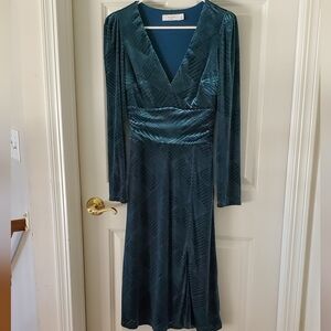 ALI & JAY I'm Nominated Green Velvet  Dress Size M
